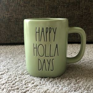NWOT RAE DUNN HOLIDAY MUG